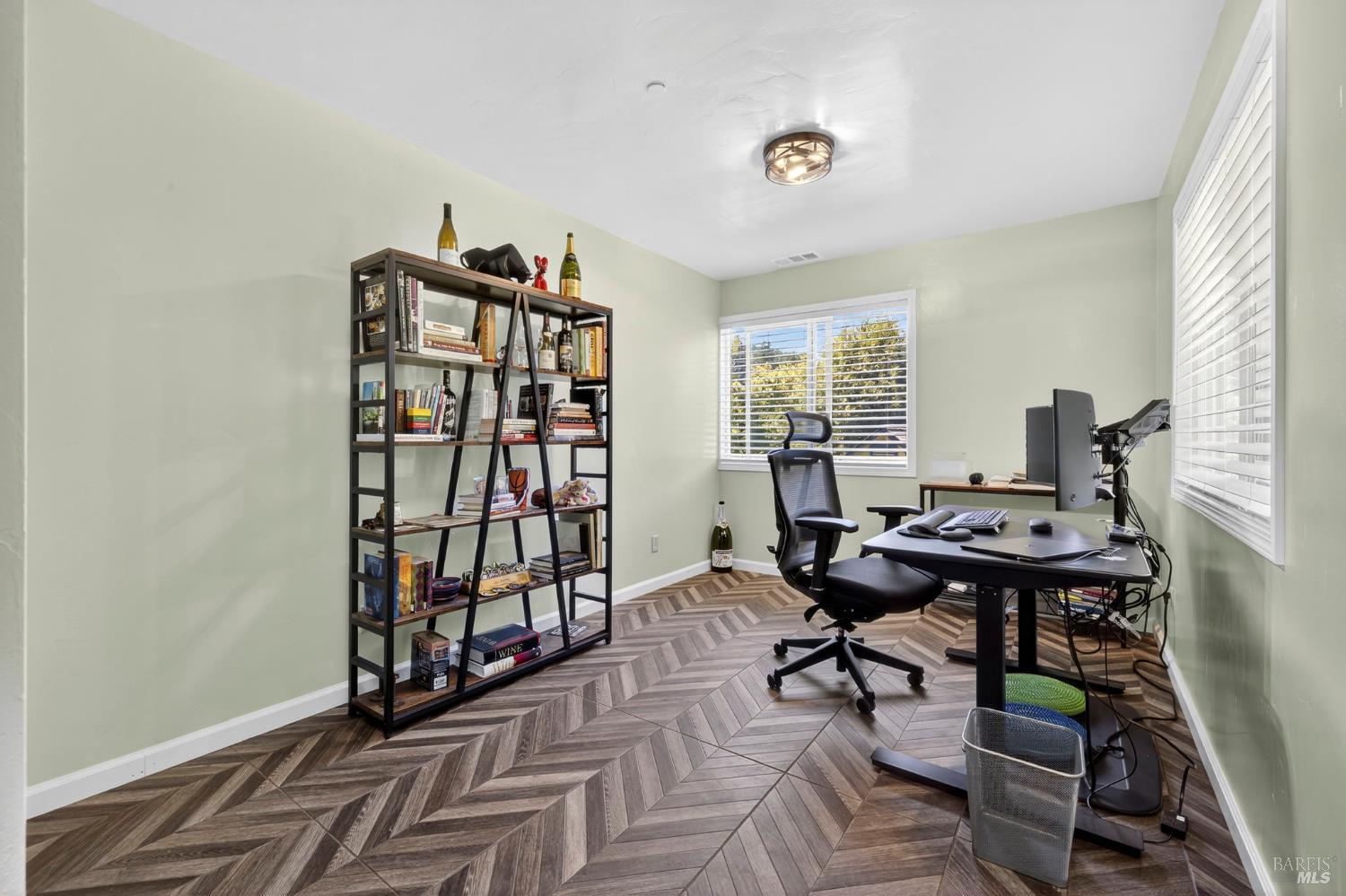 Detail Gallery Image 19 of 26 For 16799 Center Way, Guerneville,  CA 95446 - 5 Beds | 2 Baths