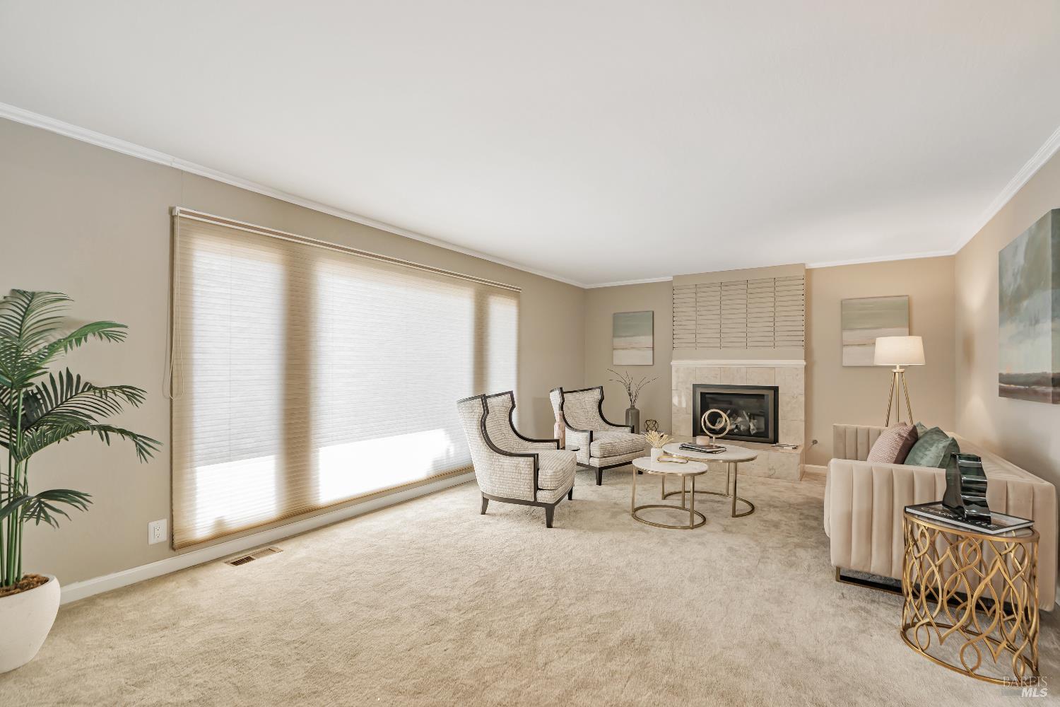 Detail Gallery Image 5 of 33 For 936 Patricia Way, San Rafael,  CA 94903 - 3 Beds | 2 Baths