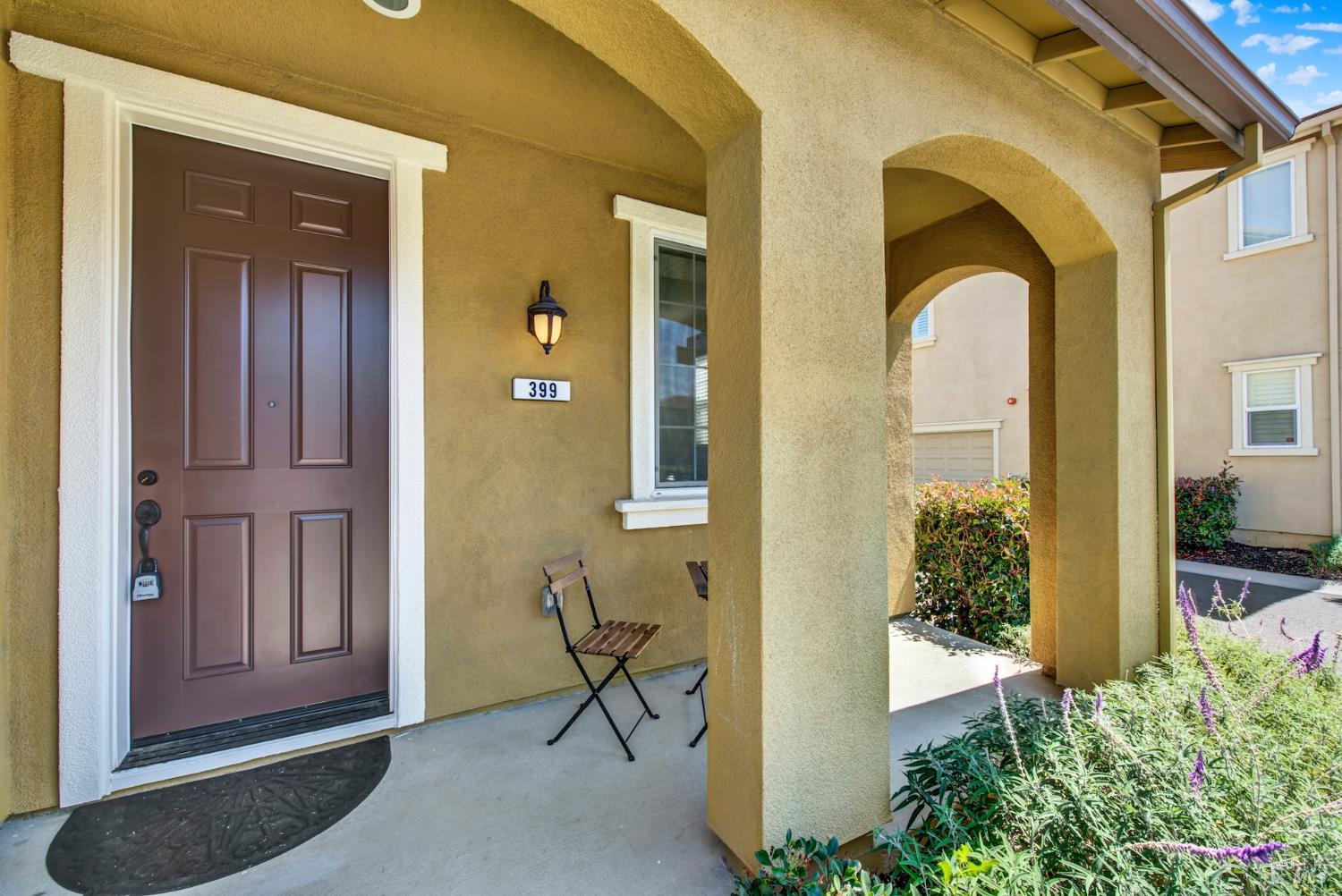 Detail Gallery Image 10 of 71 For 399 Allegany Ct, Fairfield,  CA 94534 - 3 Beds | 2/1 Baths