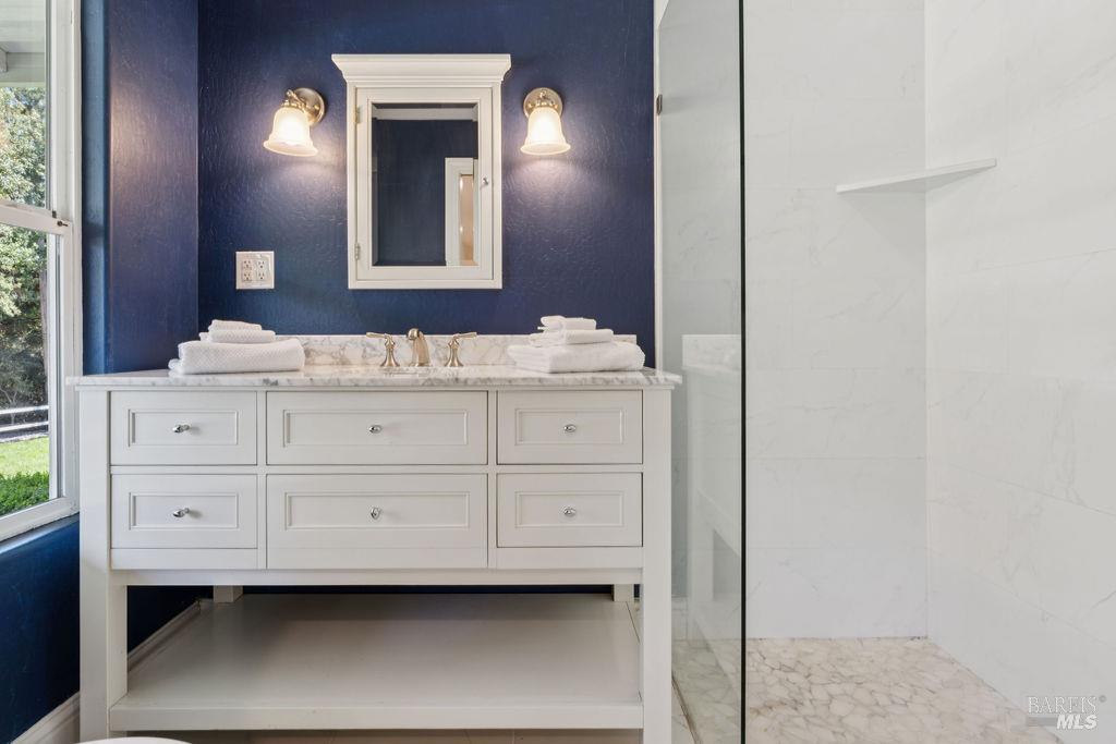 Detail Gallery Image 46 of 73 For 15119 Grove St, Healdsburg,  CA 95448 - 3 Beds | 4/1 Baths