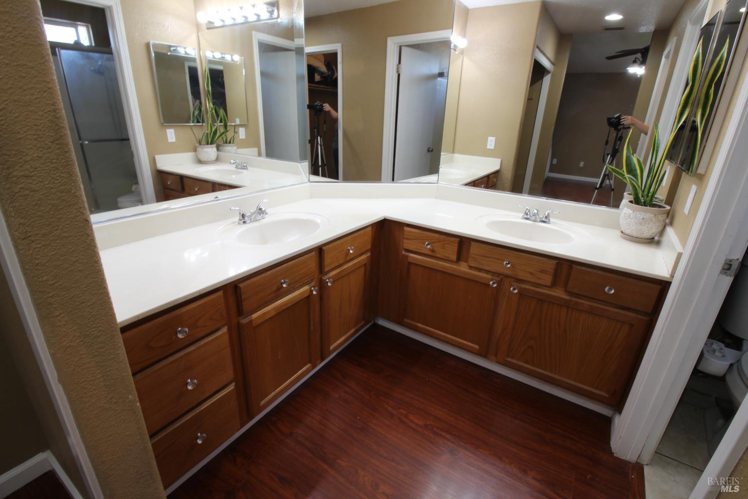 Detail Gallery Image 15 of 26 For 513 De Flores Cir, Rio Vista,  CA 94571 - 4 Beds | 2/1 Baths