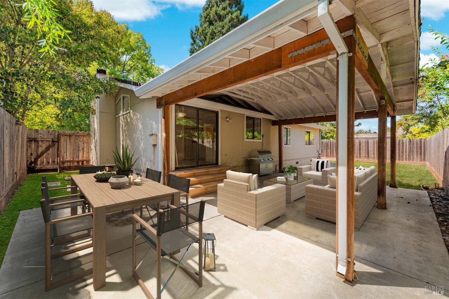 Detail Gallery Image 7 of 44 For 2195 Delpha Dr, Napa,  CA 94558 - 3 Beds | 2 Baths