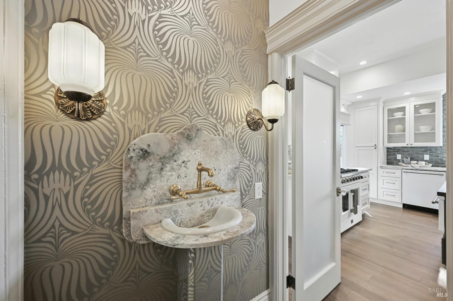 Detail Gallery Image 47 of 66 For 15 8th St, Petaluma,  CA 94952 - 3 Beds | 2/1 Baths