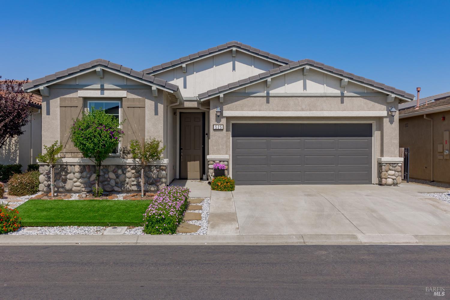 Detail Gallery Image 1 of 48 For 525 Eagle Dr, Rio Vista,  CA 94571 - 2 Beds | 2 Baths