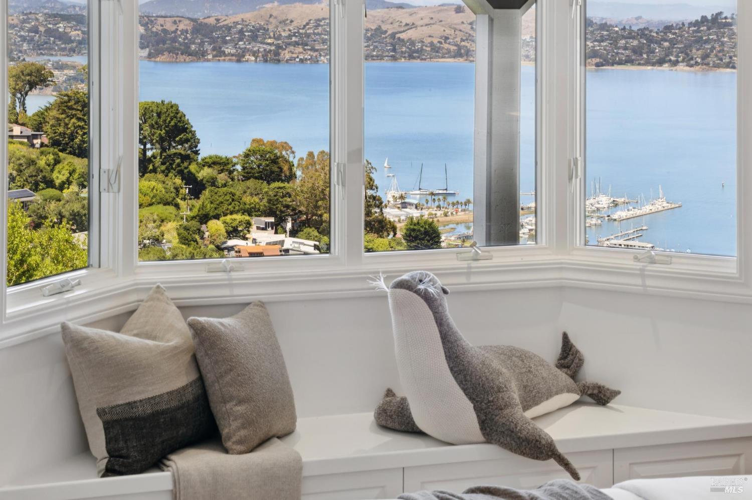 Detail Gallery Image 50 of 72 For 260 Spencer Ave, Sausalito,  CA 94965 - 5 Beds | 5 Baths