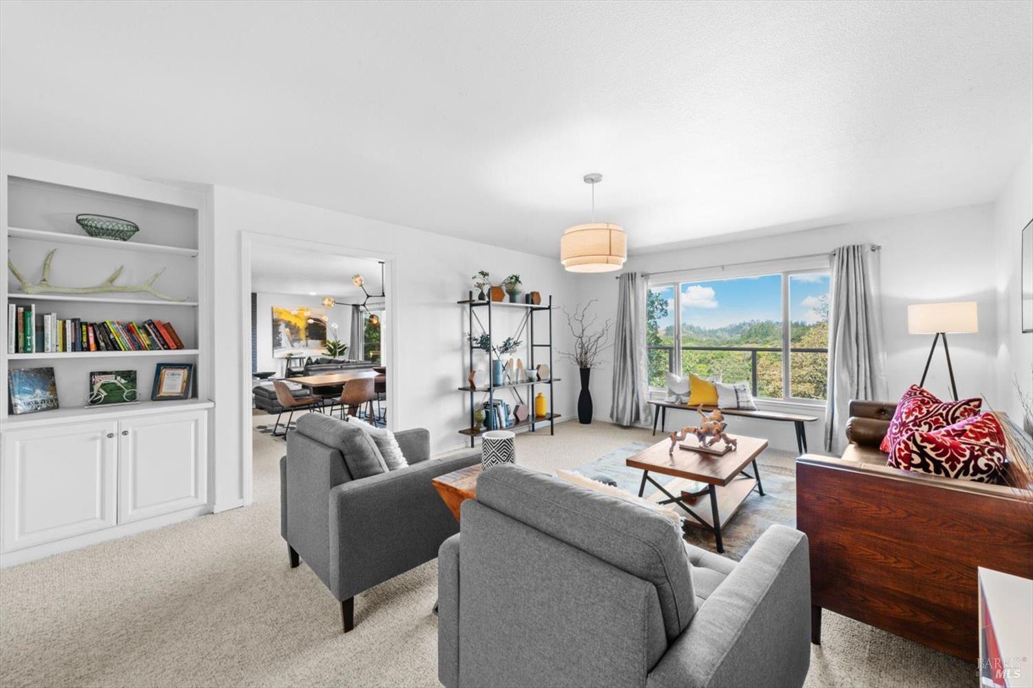 Detail Gallery Image 7 of 31 For 5860 Sharp Rd, Calistoga,  CA 94515 - 4 Beds | 4 Baths