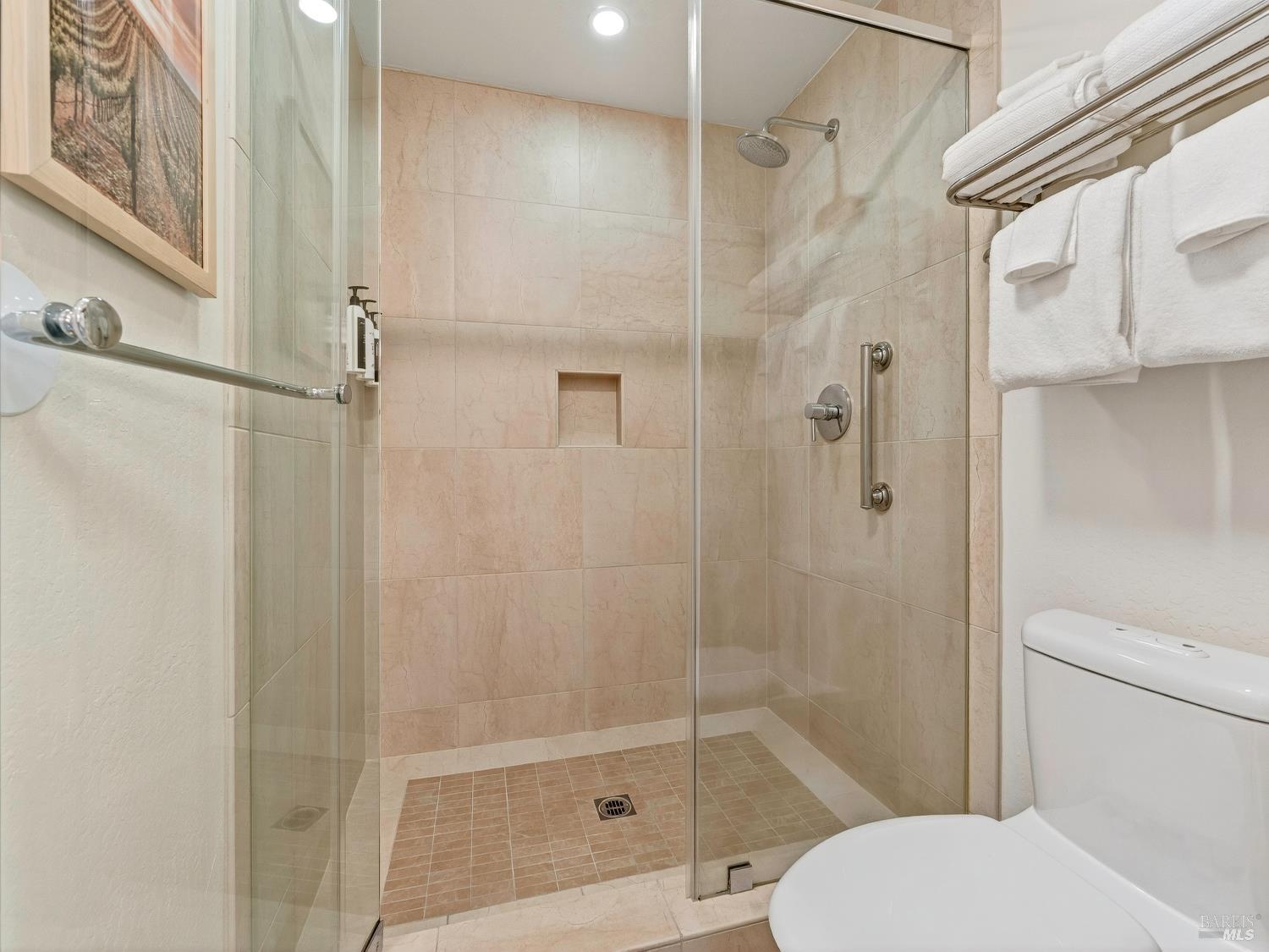 Detail Gallery Image 19 of 23 For 693 Cottage Dr, Napa,  CA 94558 - 2 Beds | 2 Baths