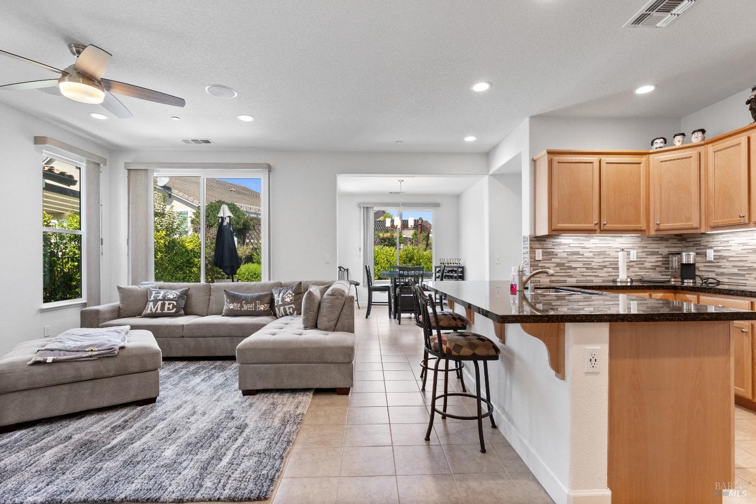 Detail Gallery Image 11 of 48 For 525 Eagle Dr, Rio Vista,  CA 94571 - 2 Beds | 2 Baths
