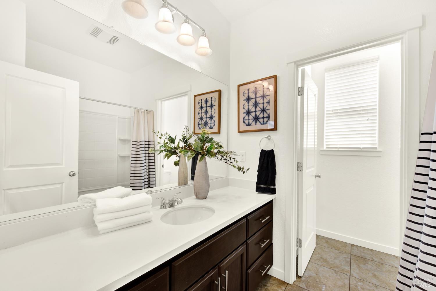 Detail Gallery Image 54 of 71 For 399 Allegany Ct, Fairfield,  CA 94534 - 3 Beds | 2/1 Baths