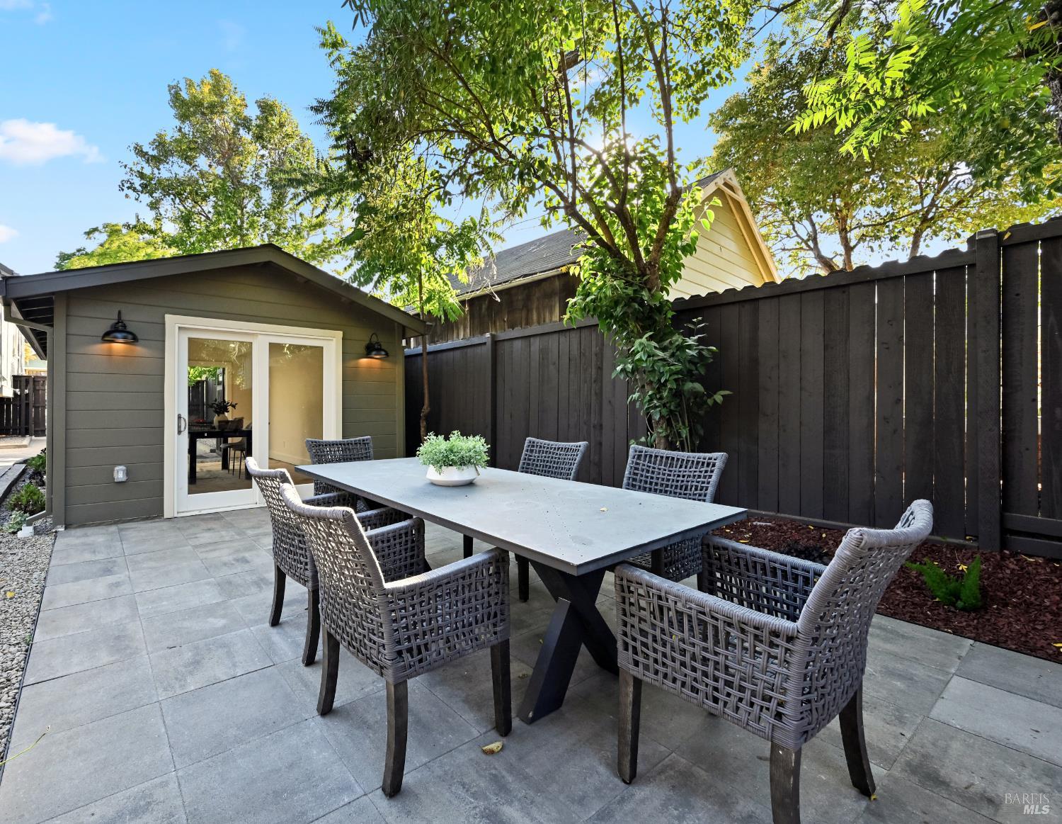 Detail Gallery Image 55 of 66 For 15 8th St, Petaluma,  CA 94952 - 3 Beds | 2/1 Baths