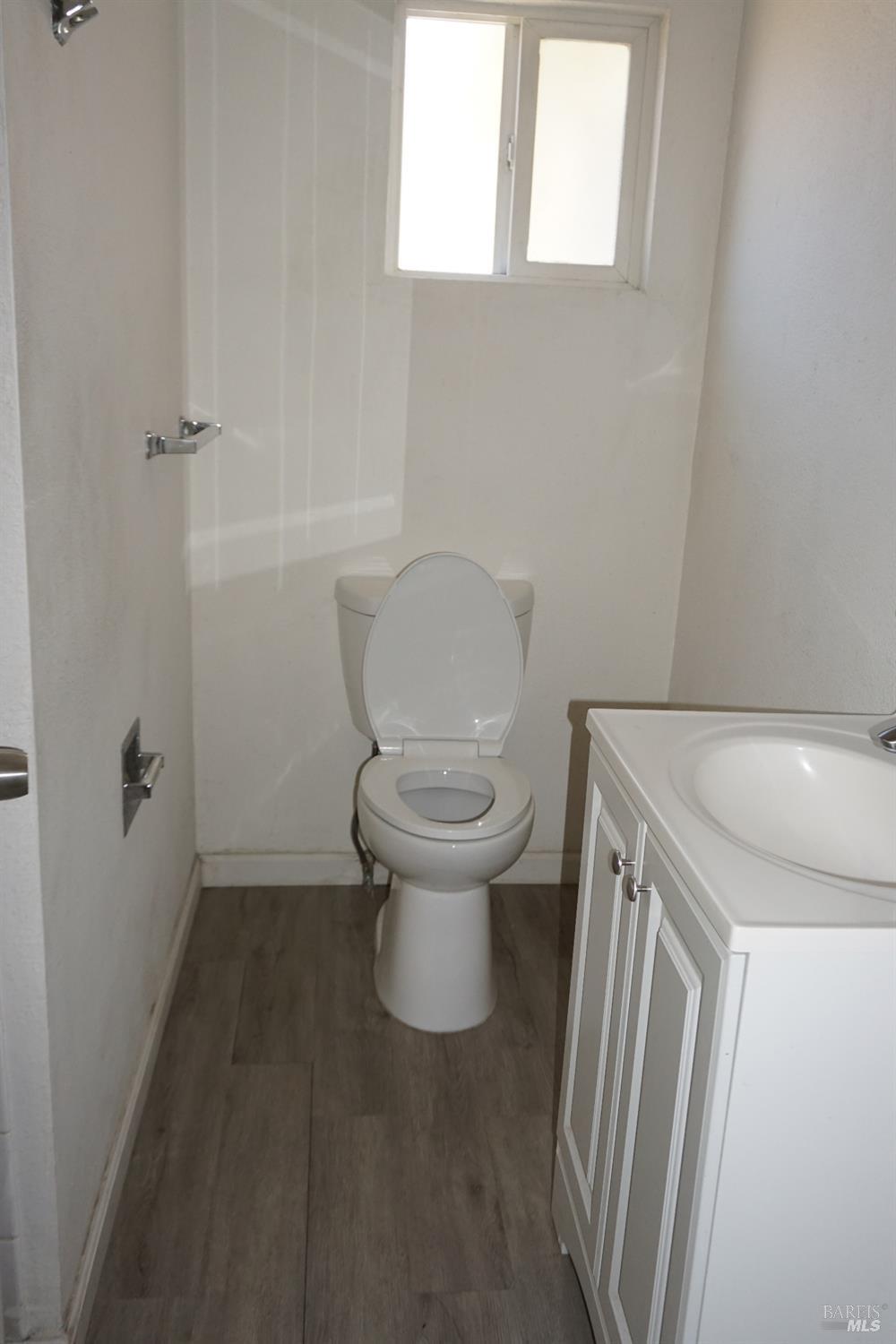 Detail Gallery Image 12 of 23 For 170 Harvard Ave, Vallejo,  CA 94589 - 4 Beds | 2 Baths