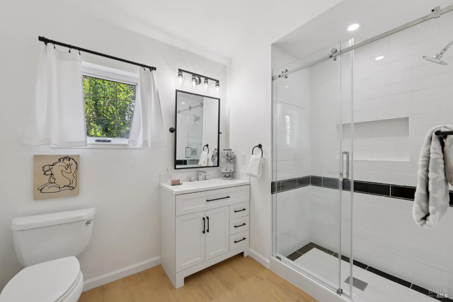 Detail Gallery Image 68 of 99 For 161 E D St, Benicia,  CA 94510 - 4 Beds | 3/1 Baths