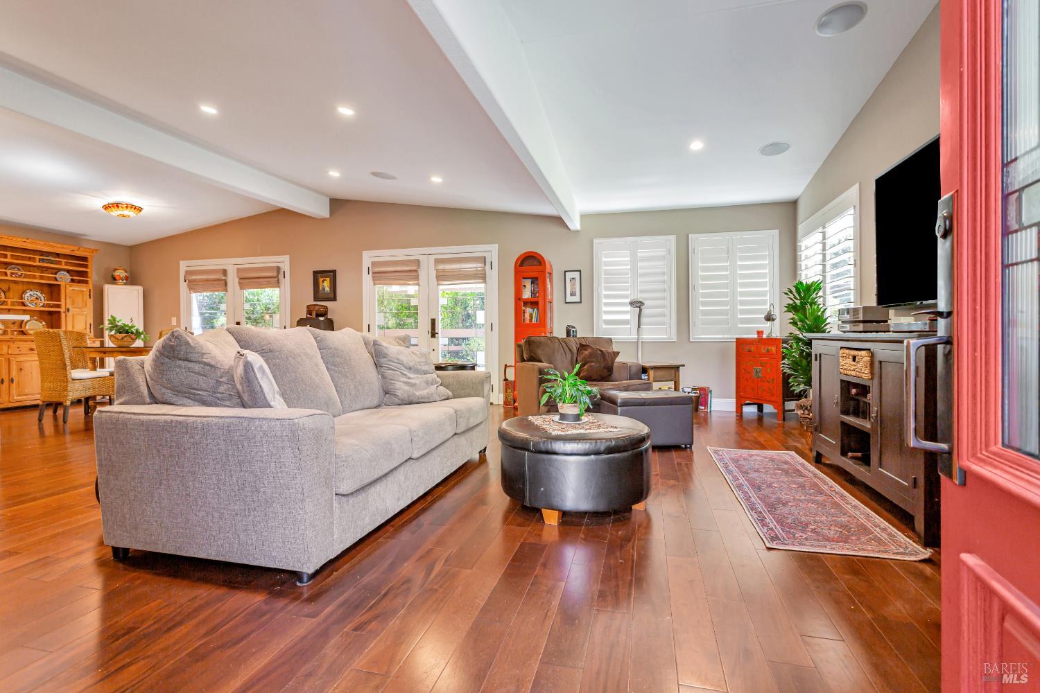 Detail Gallery Image 2 of 39 For 24 San Lucas Ct, Saint Helena,  CA 94574 - 2 Beds | 2/1 Baths
