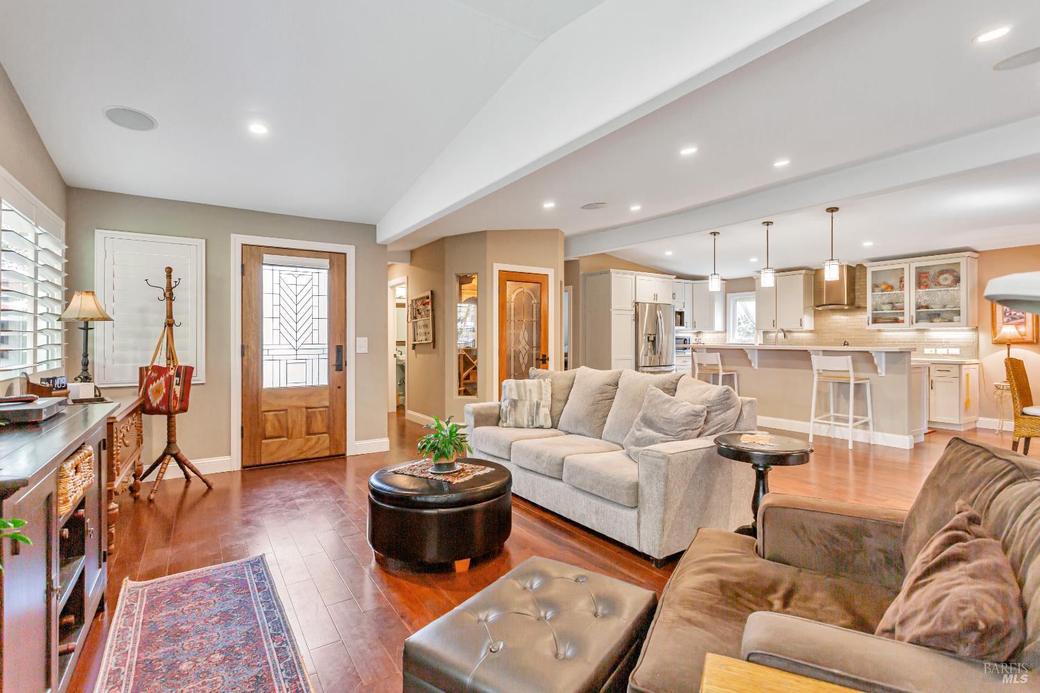Detail Gallery Image 3 of 39 For 24 San Lucas Ct, Saint Helena,  CA 94574 - 2 Beds | 2/1 Baths