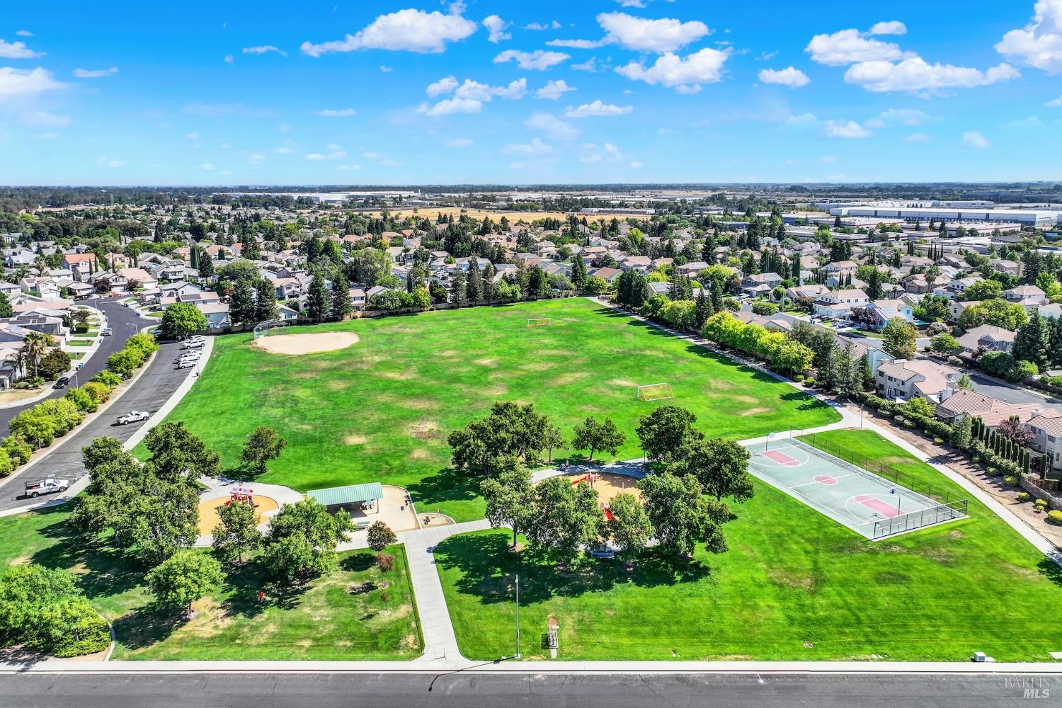 Detail Gallery Image 86 of 99 For 218 Donegal Ct, Vacaville,  CA 95688 - 4 Beds | 2/1 Baths