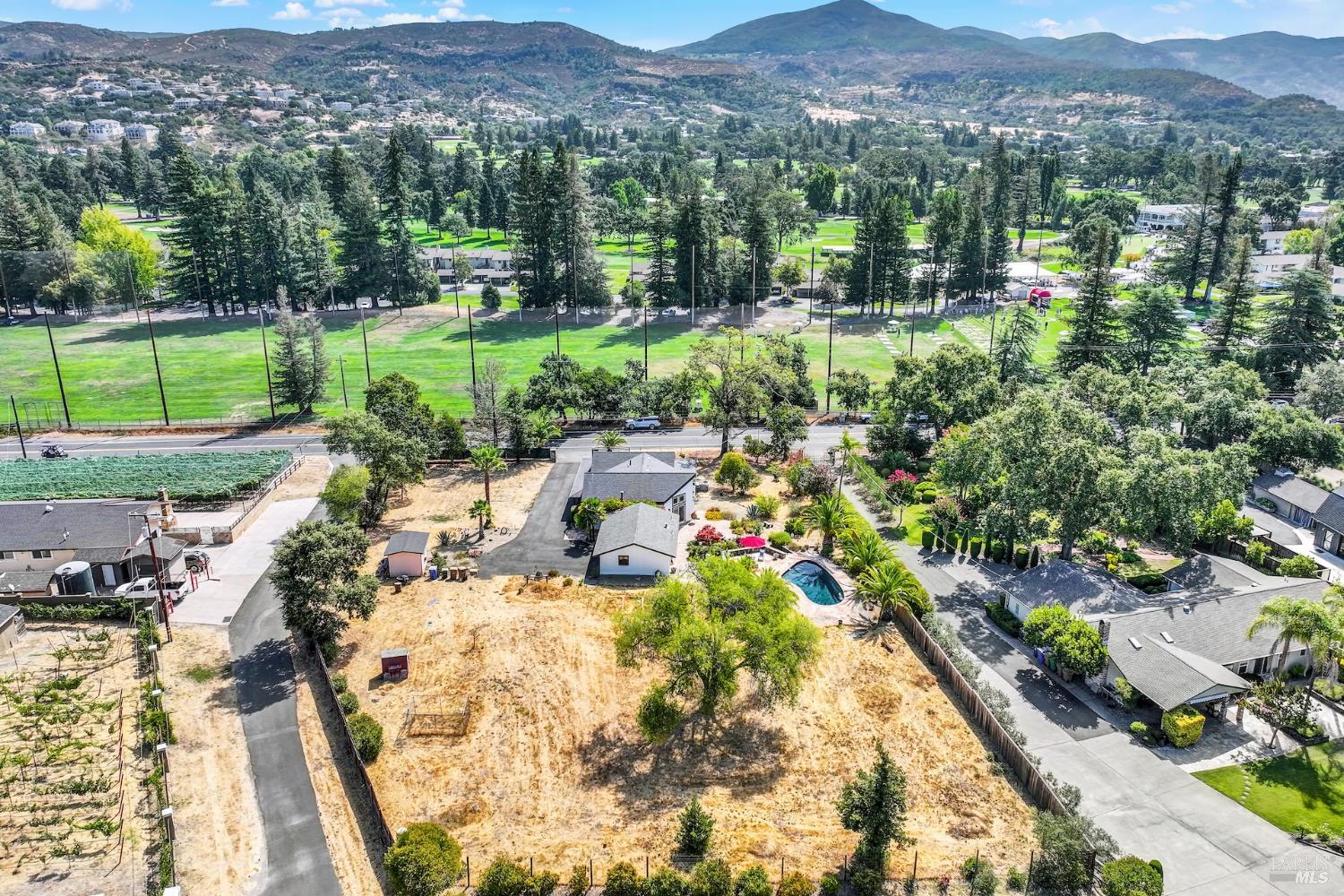 Detail Gallery Image 2 of 65 For 1669 Atlas Peak Rd, Napa,  CA 94558 - 3 Beds | 3 Baths
