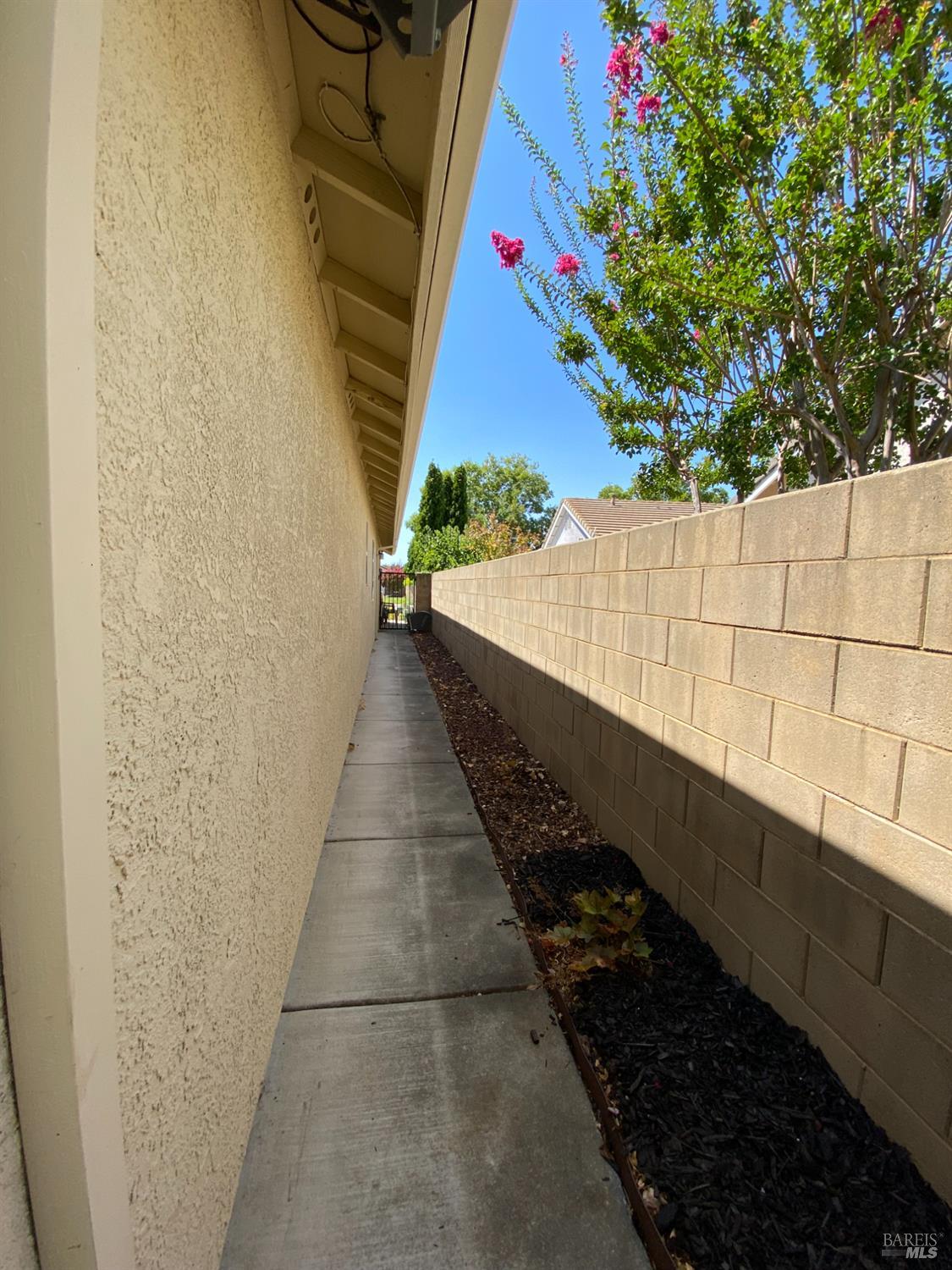 Detail Gallery Image 43 of 57 For 331 Pippin Ct, Vacaville,  CA 95687 - 2 Beds | 2 Baths