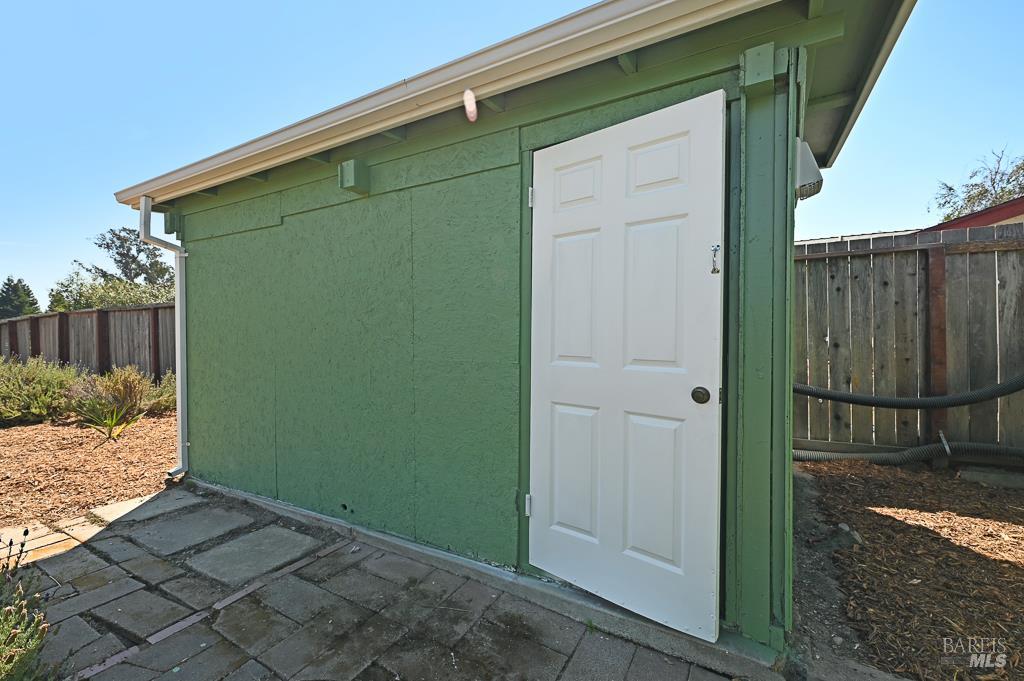 Detail Gallery Image 34 of 34 For 5227 Wendell Ln, Sebastopol,  CA 95472 - 3 Beds | 1 Baths