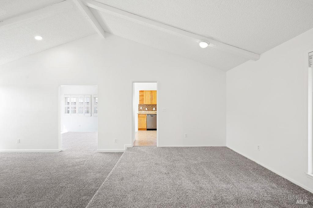 Detail Gallery Image 10 of 50 For 121 Yankee Jim Ct, Vallejo,  CA 94589 - 3 Beds | 2 Baths