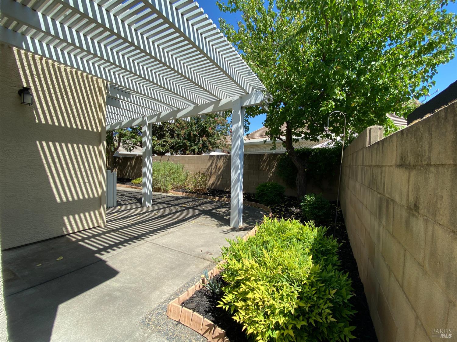 Detail Gallery Image 40 of 57 For 331 Pippin Ct, Vacaville,  CA 95687 - 2 Beds | 2 Baths