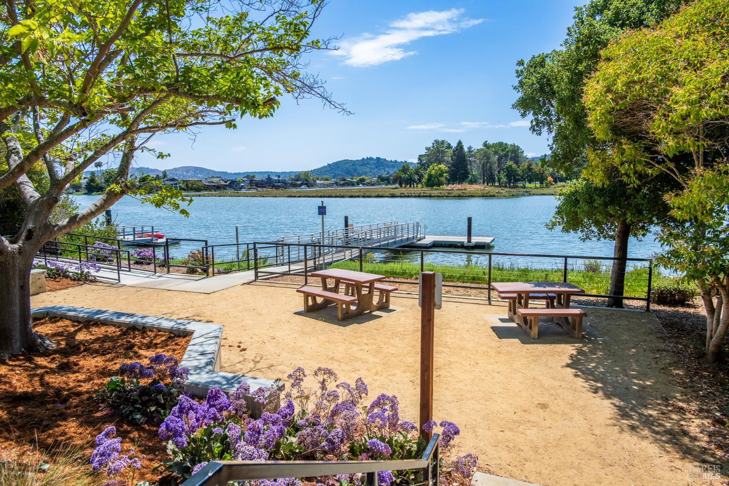 Detail Gallery Image 30 of 39 For 804 via Casitas Dr, Greenbrae,  CA 94904 - 3 Beds | 2 Baths