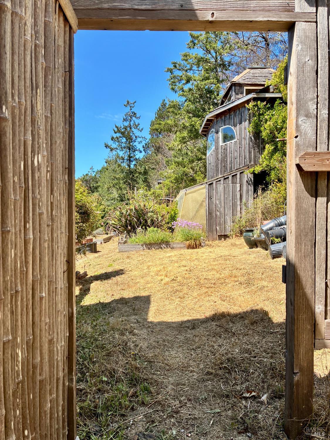 Detail Gallery Image 28 of 49 For 44990 Bill Owens Rd, Point Arena,  CA 95468 - 3 Beds | 1 Baths