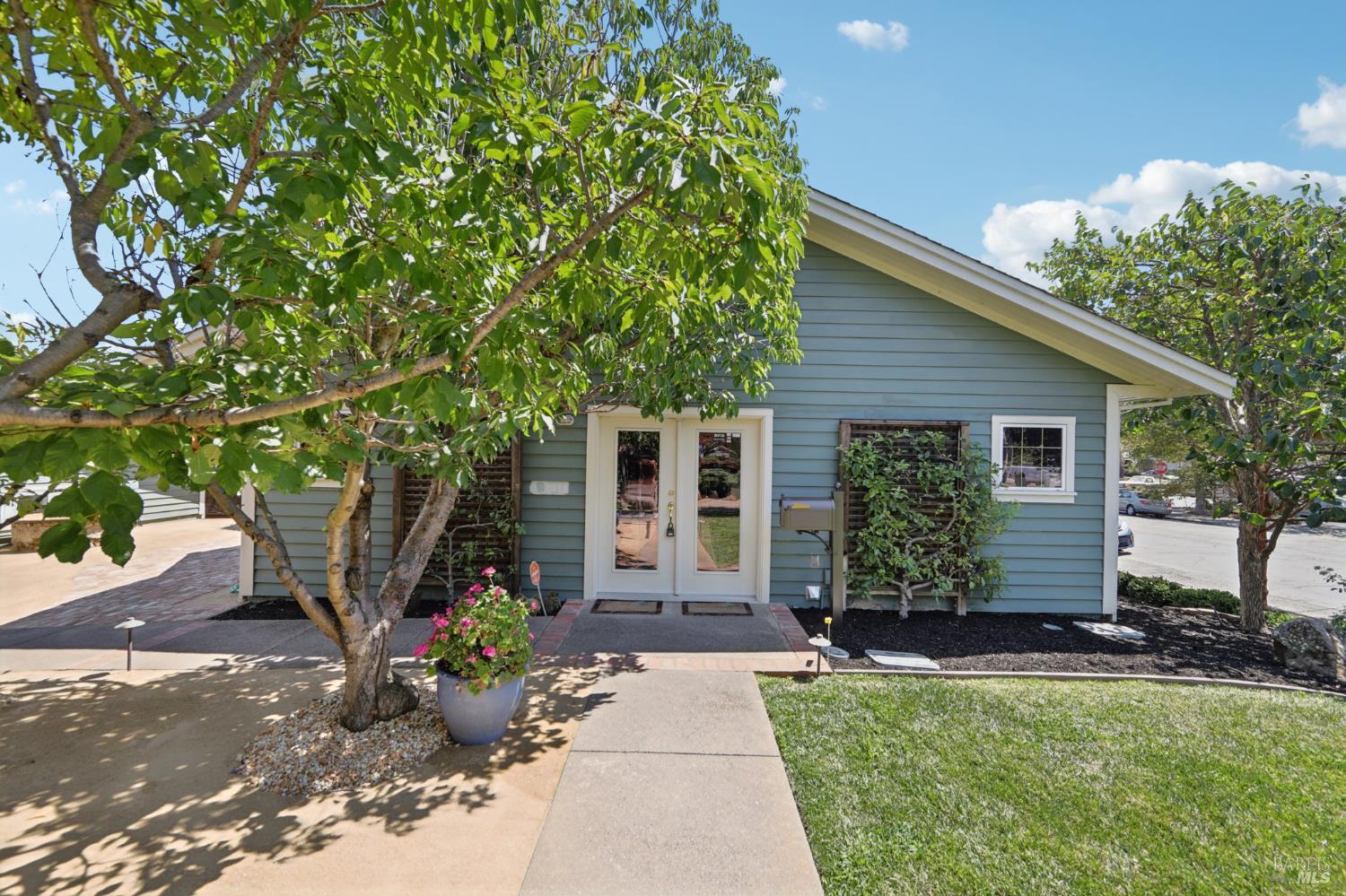 Detail Gallery Image 60 of 99 For 161 E D St, Benicia,  CA 94510 - 4 Beds | 3/1 Baths