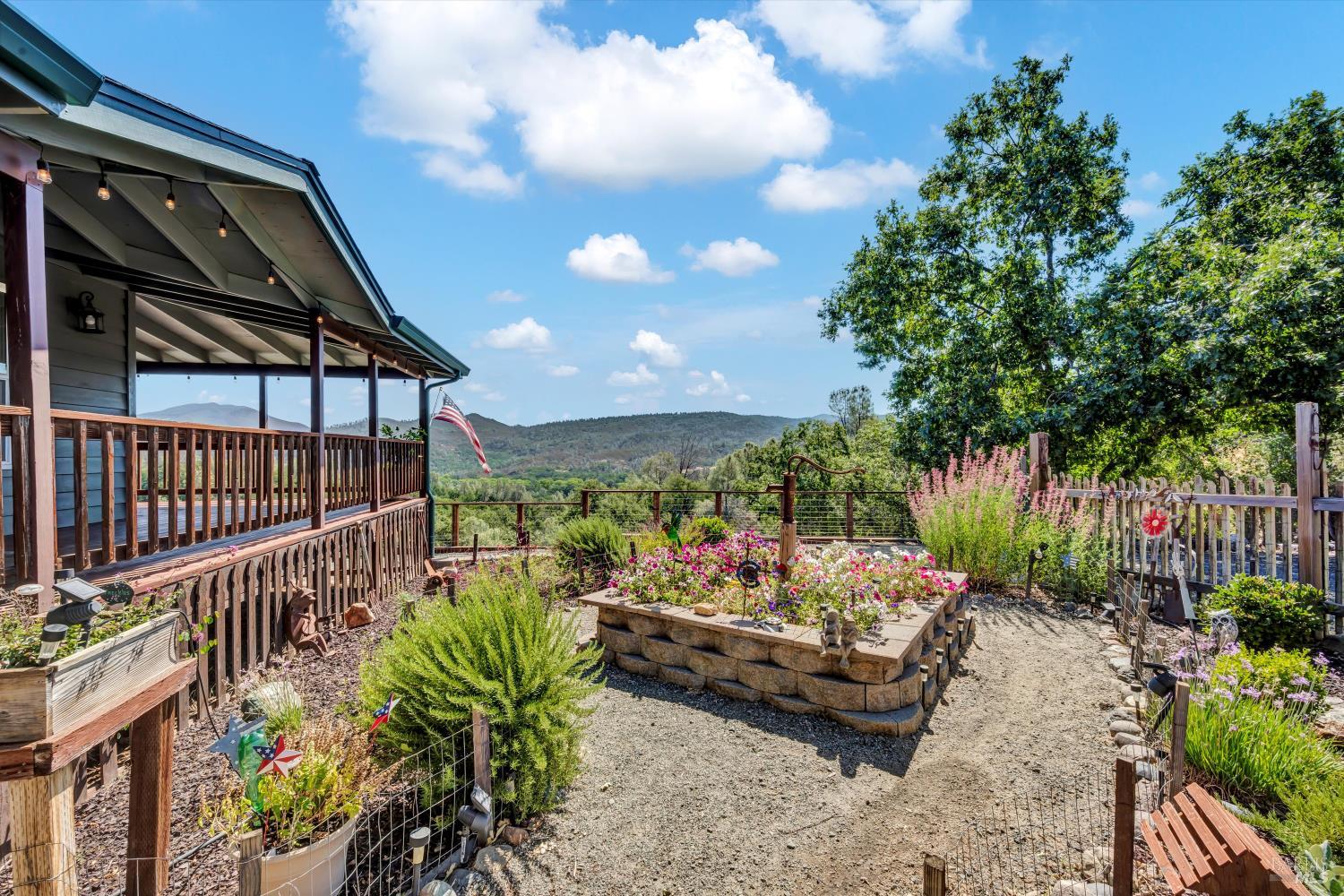 Detail Gallery Image 36 of 54 For 10225 Kelsey Creek Dr, Kelseyville,  CA 95451 - 3 Beds | 3 Baths