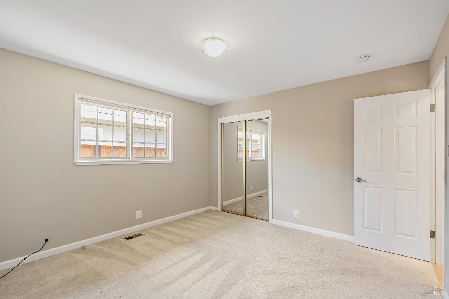 Detail Gallery Image 12 of 33 For 936 Patricia Way, San Rafael,  CA 94903 - 3 Beds | 2 Baths