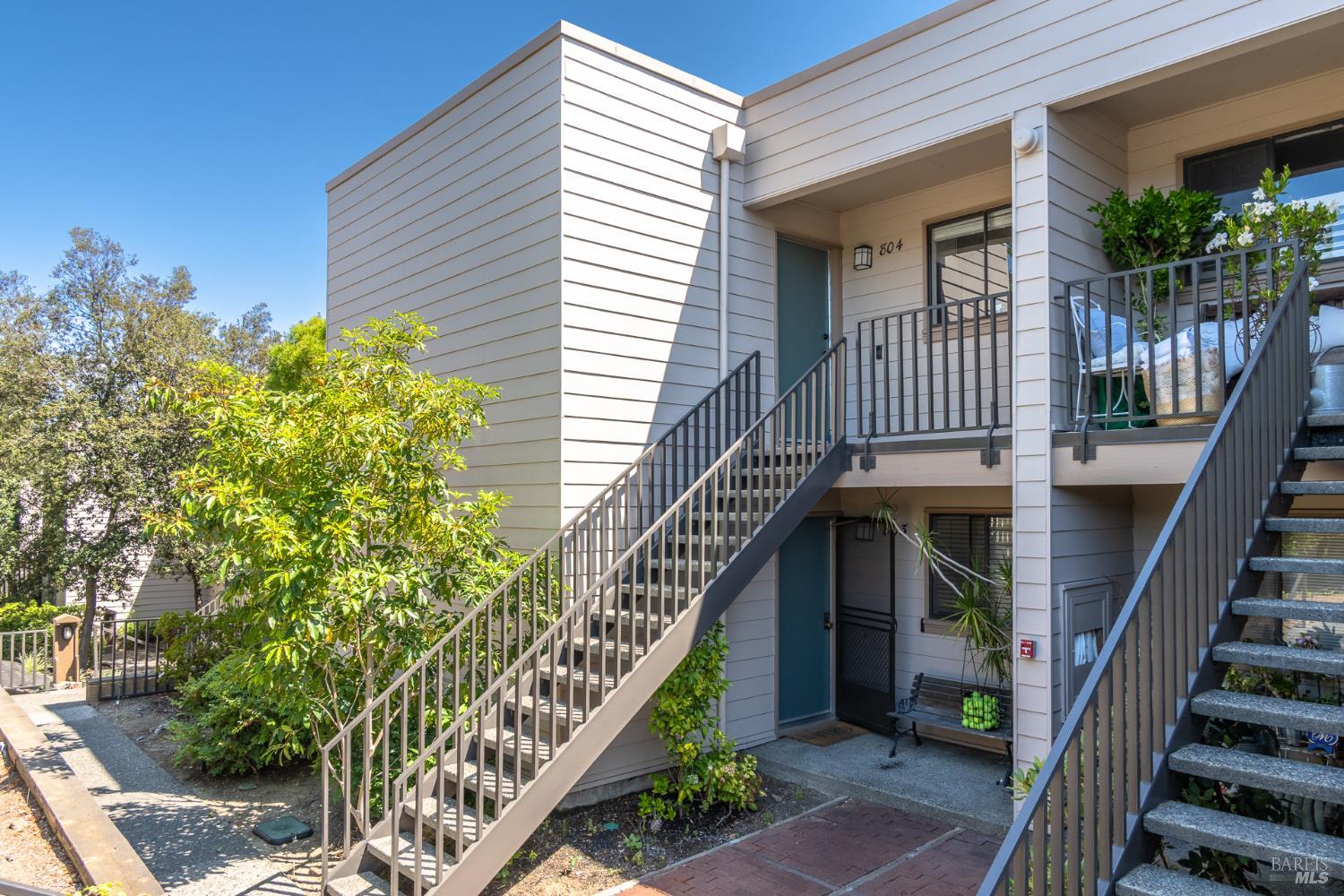 Detail Gallery Image 21 of 39 For 804 via Casitas Dr, Greenbrae,  CA 94904 - 3 Beds | 2 Baths