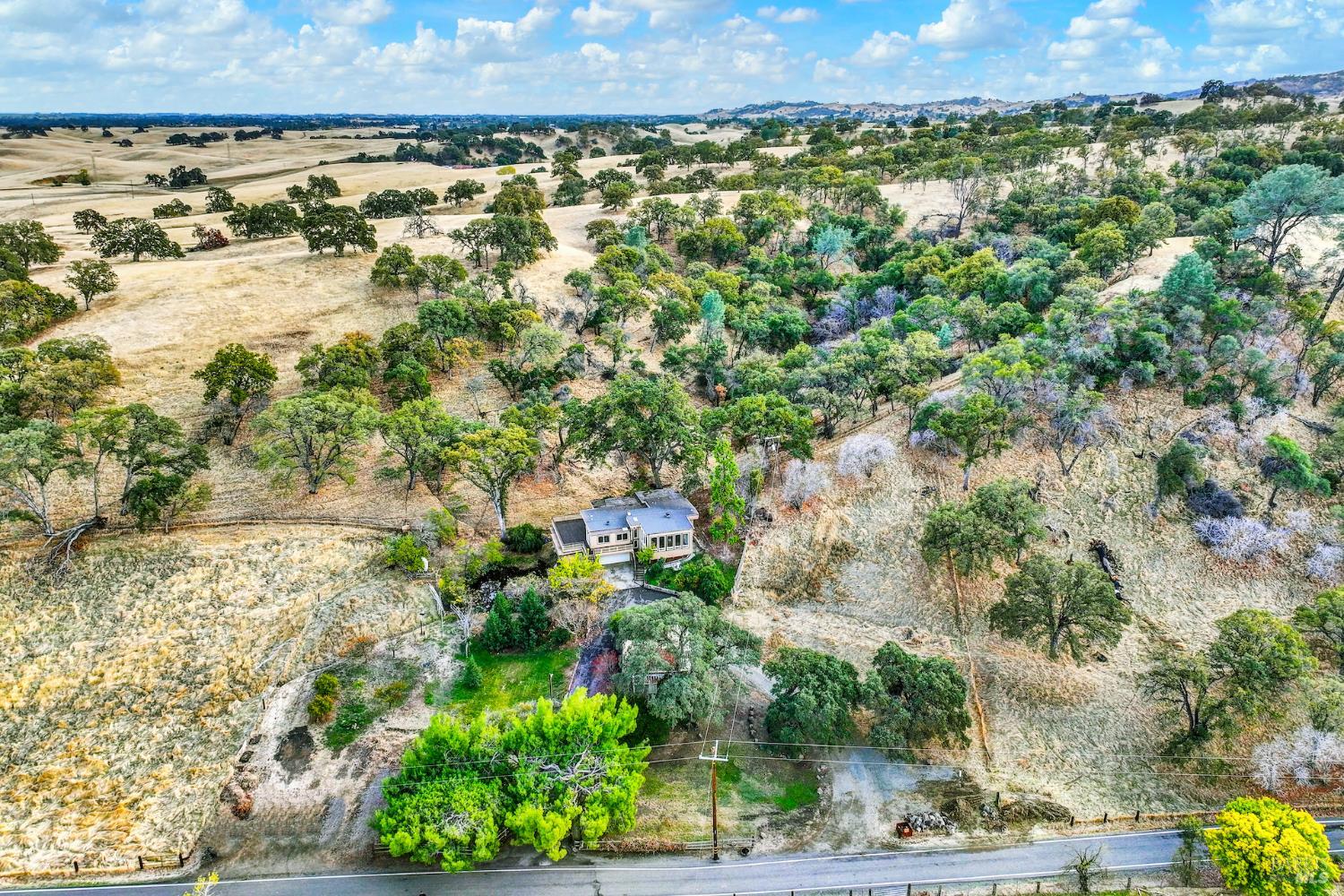 Detail Gallery Image 8 of 99 For 8226 Olive School Ln, Winters,  CA 95694 - 2 Beds | 2 Baths