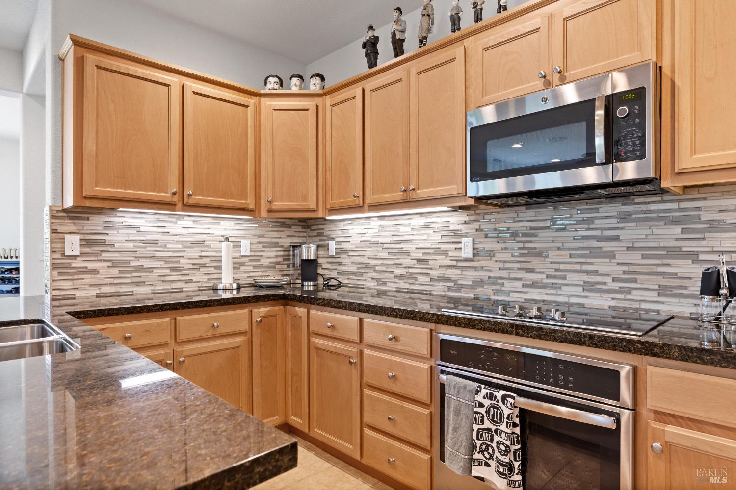 Detail Gallery Image 6 of 48 For 525 Eagle Dr, Rio Vista,  CA 94571 - 2 Beds | 2 Baths