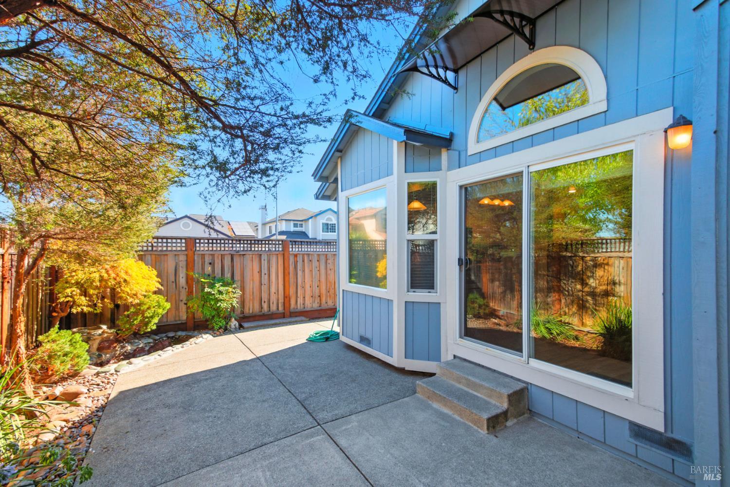 Detail Gallery Image 30 of 32 For 1761 Kerry Ln, Santa Rosa,  CA 95403 - 4 Beds | 2 Baths