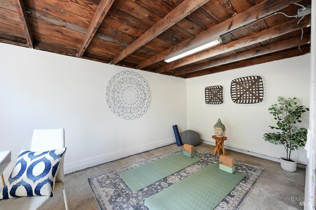 Detail Gallery Image 32 of 34 For 5227 Wendell Ln, Sebastopol,  CA 95472 - 3 Beds | 1 Baths