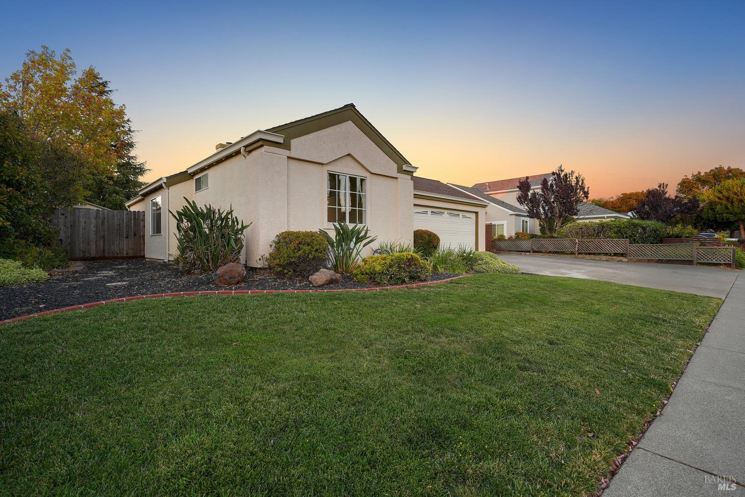 Detail Gallery Image 41 of 61 For 789 Barton Way, Benicia,  CA 94510 - 3 Beds | 2 Baths
