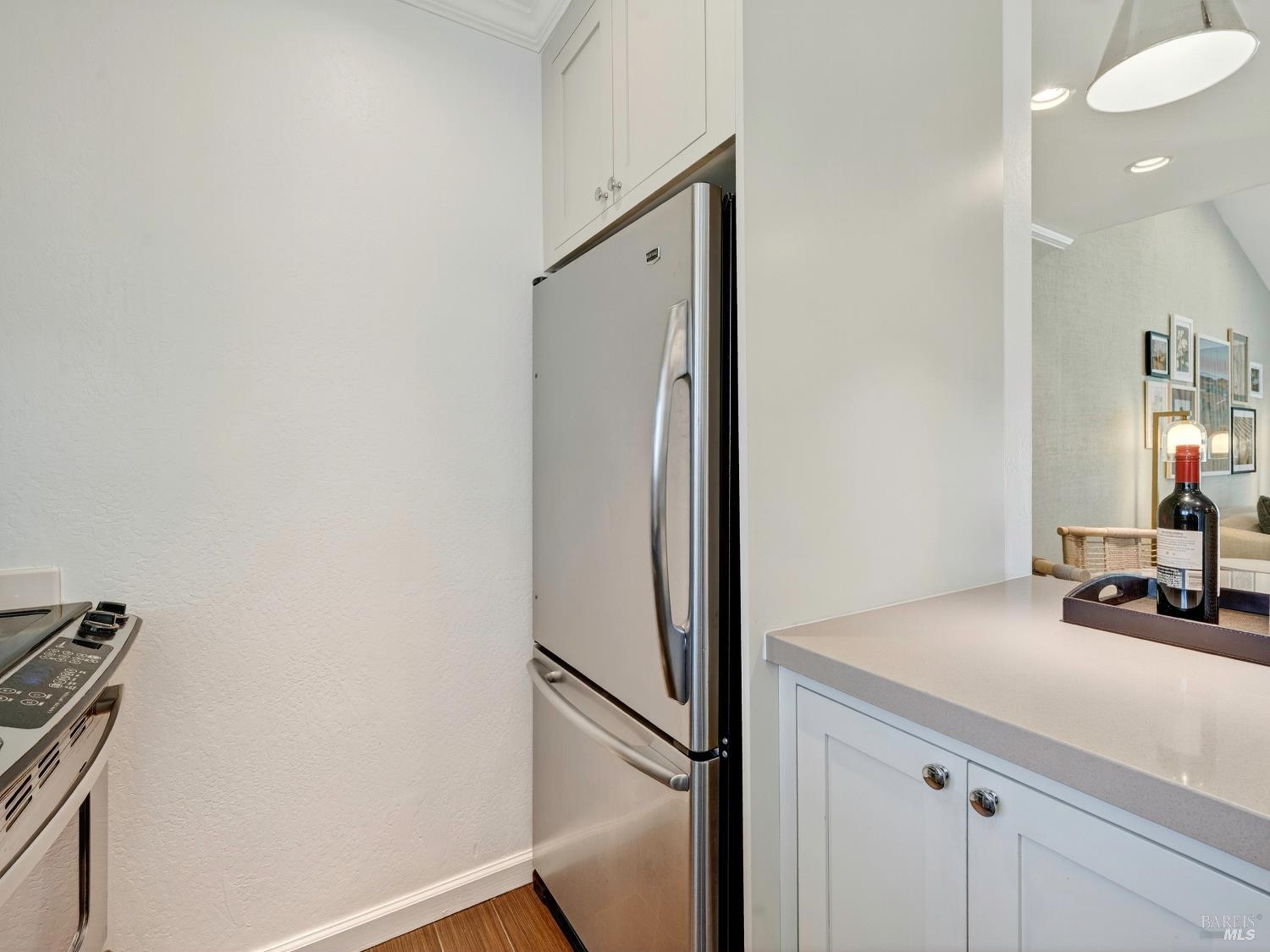 Detail Gallery Image 10 of 23 For 693 Cottage Dr, Napa,  CA 94558 - 2 Beds | 2 Baths
