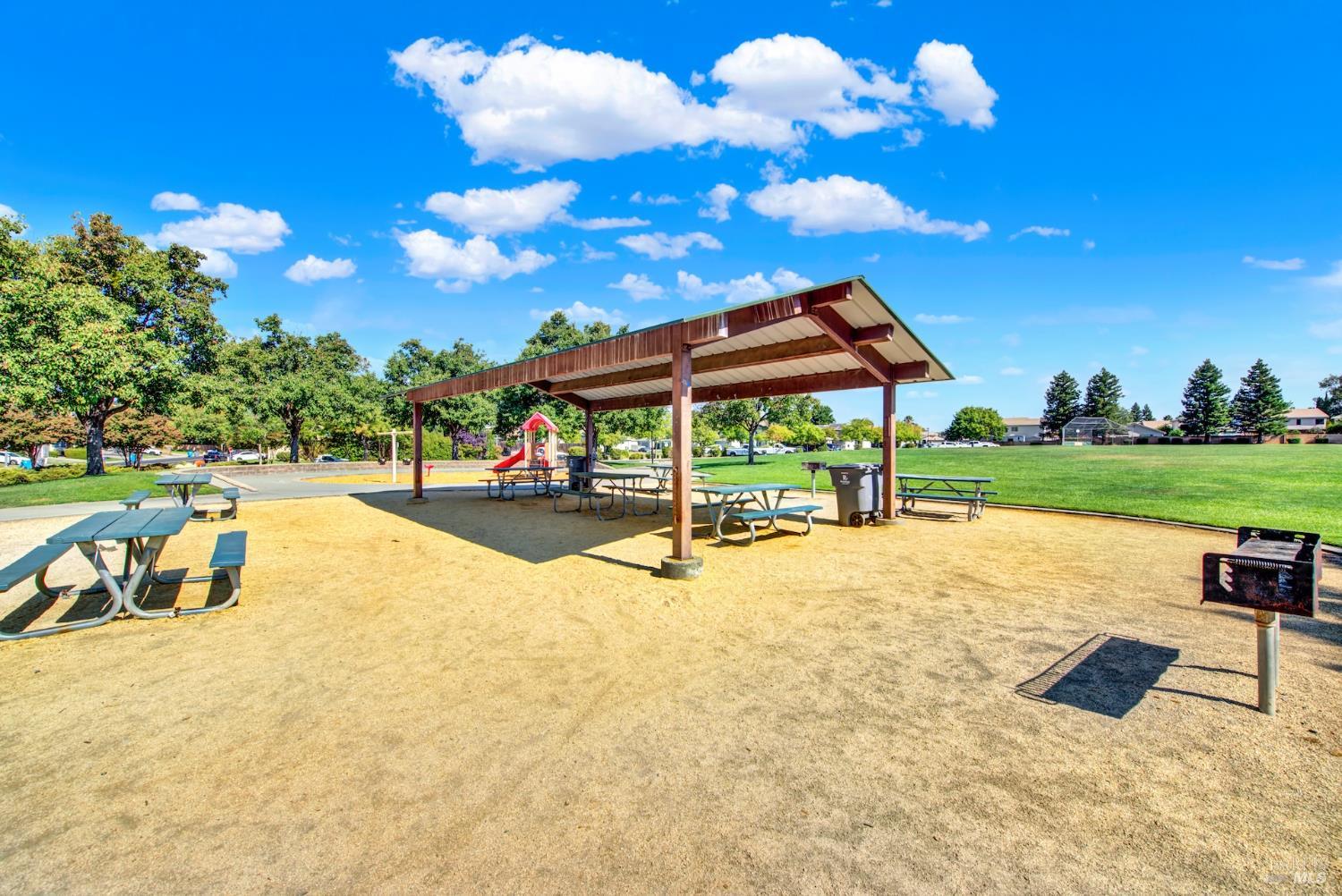 Detail Gallery Image 91 of 99 For 218 Donegal Ct, Vacaville,  CA 95688 - 4 Beds | 2/1 Baths