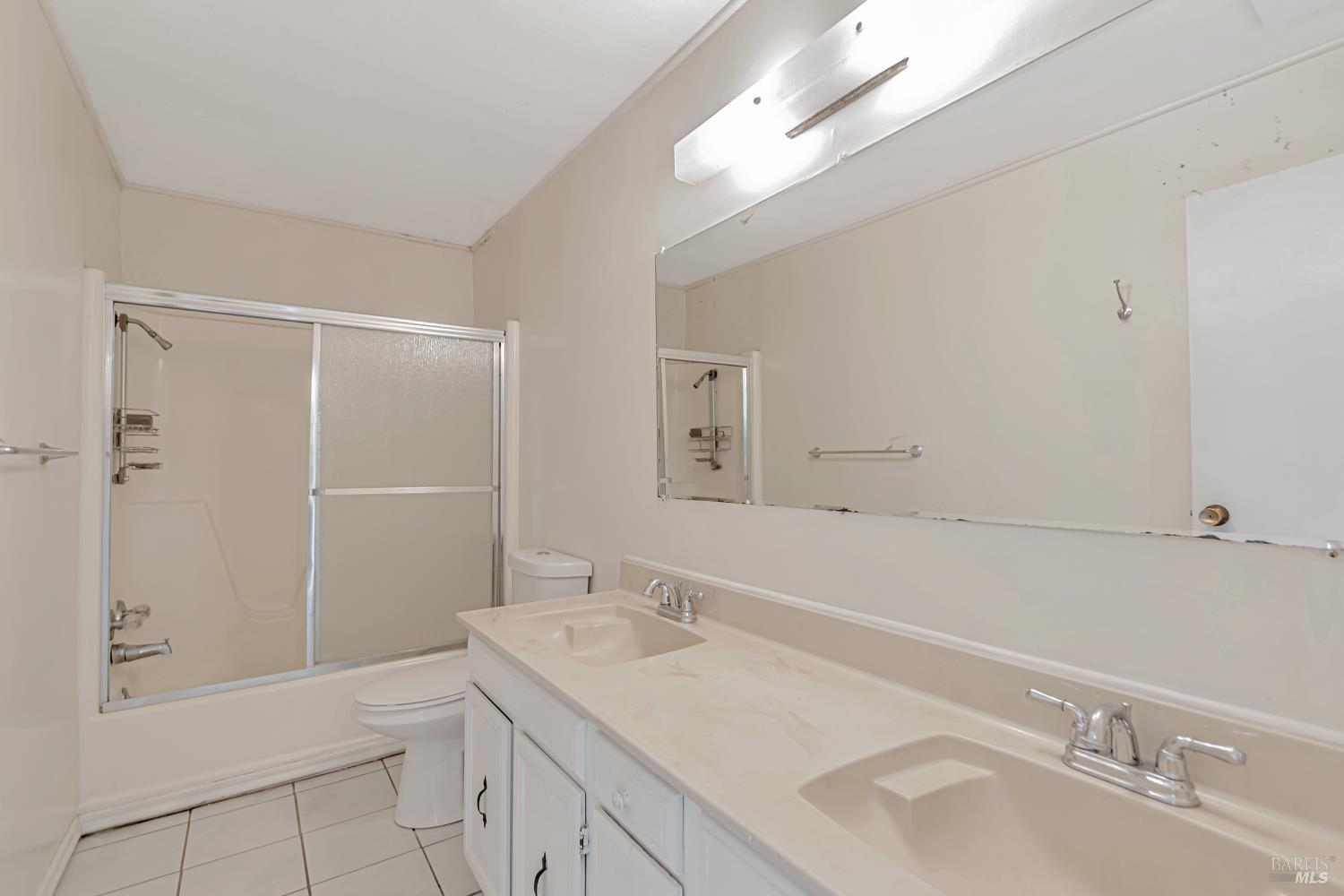 Detail Gallery Image 39 of 48 For 5209 San Luis Ave, Santa Rosa,  CA 95409 - 5 Beds | 3/1 Baths