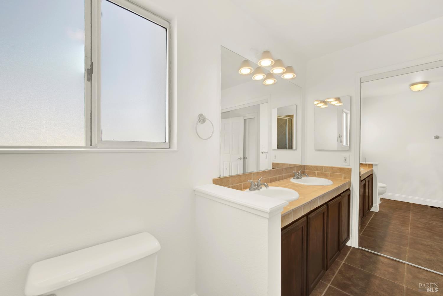Detail Gallery Image 66 of 99 For 218 Donegal Ct, Vacaville,  CA 95688 - 4 Beds | 2/1 Baths