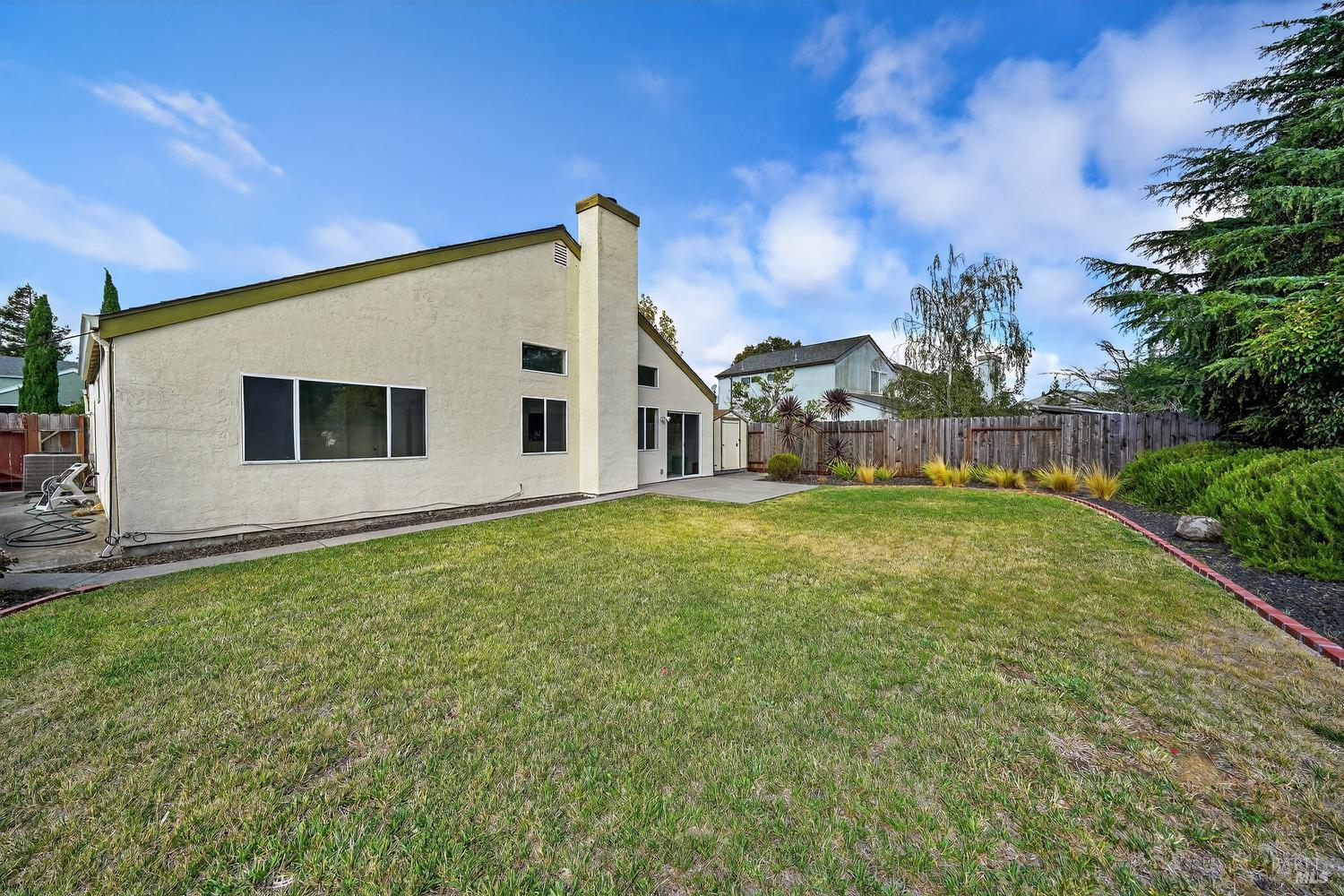 Detail Gallery Image 32 of 61 For 789 Barton Way, Benicia,  CA 94510 - 3 Beds | 2 Baths