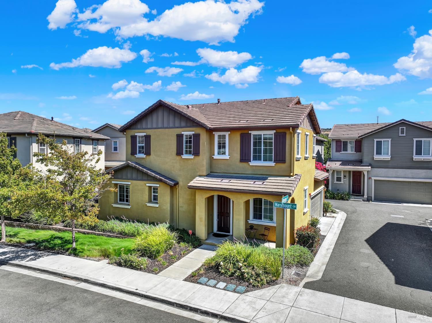 Detail Gallery Image 2 of 71 For 399 Allegany Ct, Fairfield,  CA 94534 - 3 Beds | 2/1 Baths