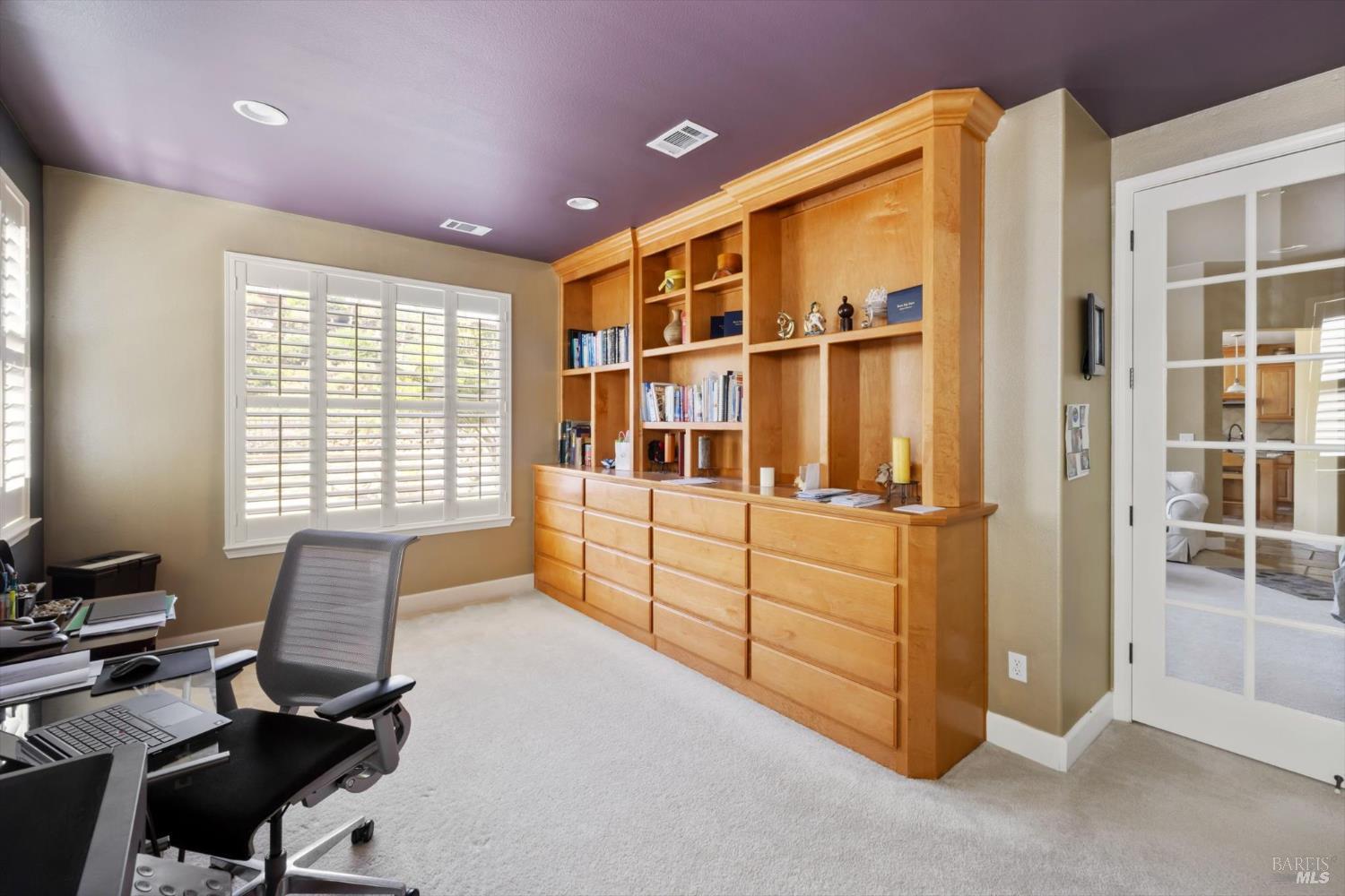 Detail Gallery Image 12 of 78 For 425 Arguello Dr, Benicia,  CA 94510 - 4 Beds | 2/1 Baths