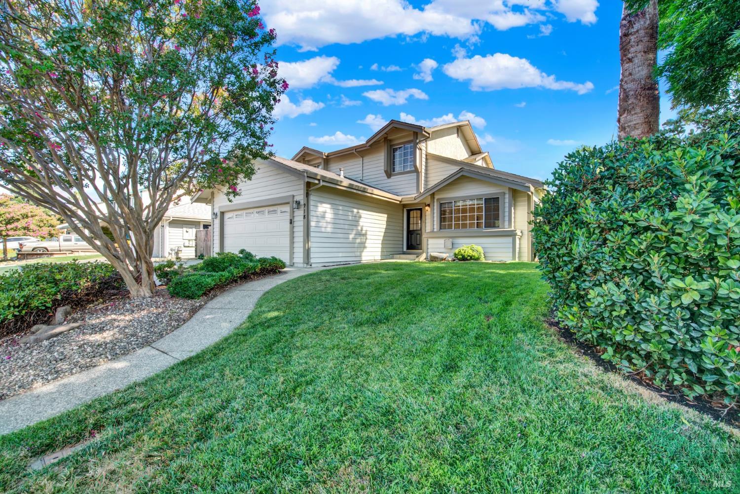 Detail Gallery Image 7 of 99 For 218 Donegal Ct, Vacaville,  CA 95688 - 4 Beds | 2/1 Baths
