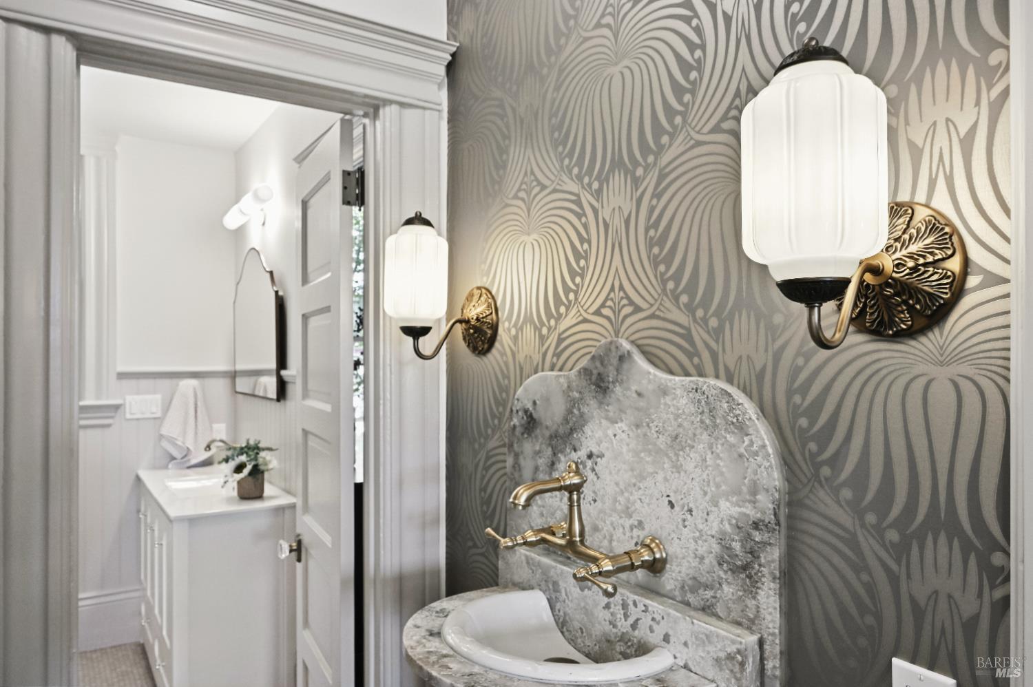 Detail Gallery Image 46 of 66 For 15 8th St, Petaluma,  CA 94952 - 3 Beds | 2/1 Baths