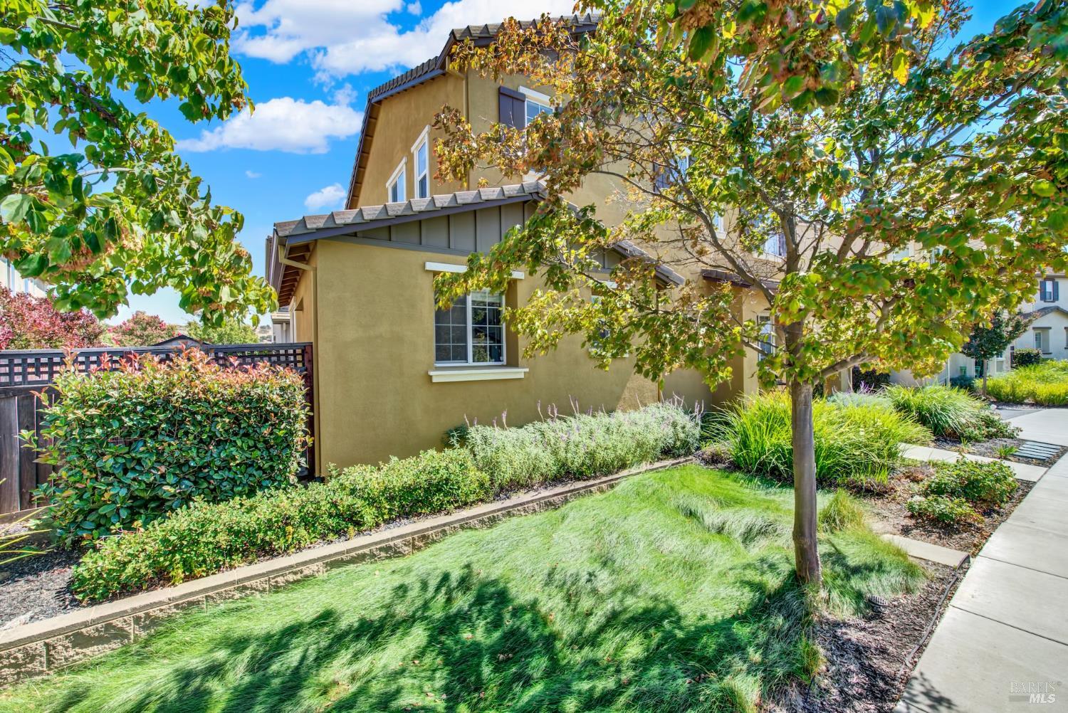 Detail Gallery Image 6 of 71 For 399 Allegany Ct, Fairfield,  CA 94534 - 3 Beds | 2/1 Baths