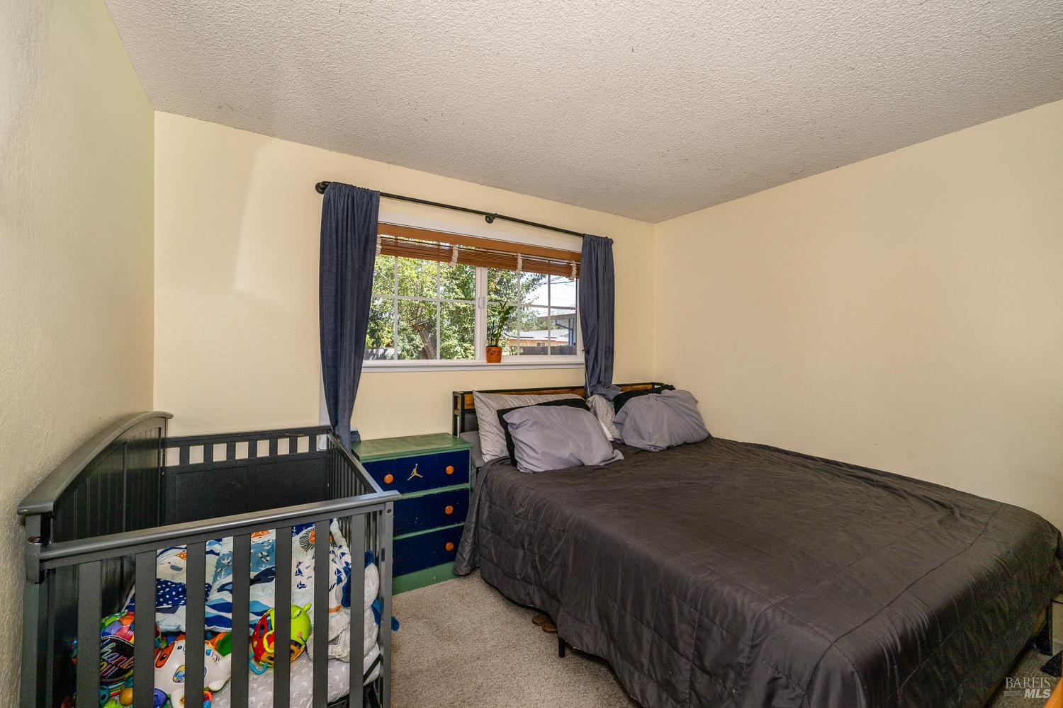 Detail Gallery Image 11 of 21 For 1130 Tapadera Dr, Santa Rosa,  CA 95407 - 3 Beds | 2 Baths