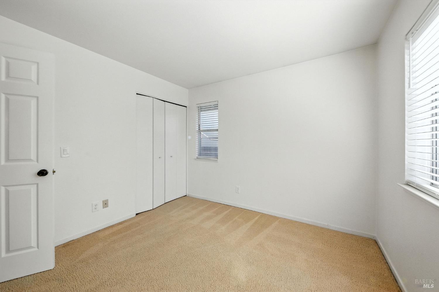 Detail Gallery Image 32 of 36 For 1424 Dandelion Way, Petaluma,  CA 94954 - 3 Beds | 2 Baths