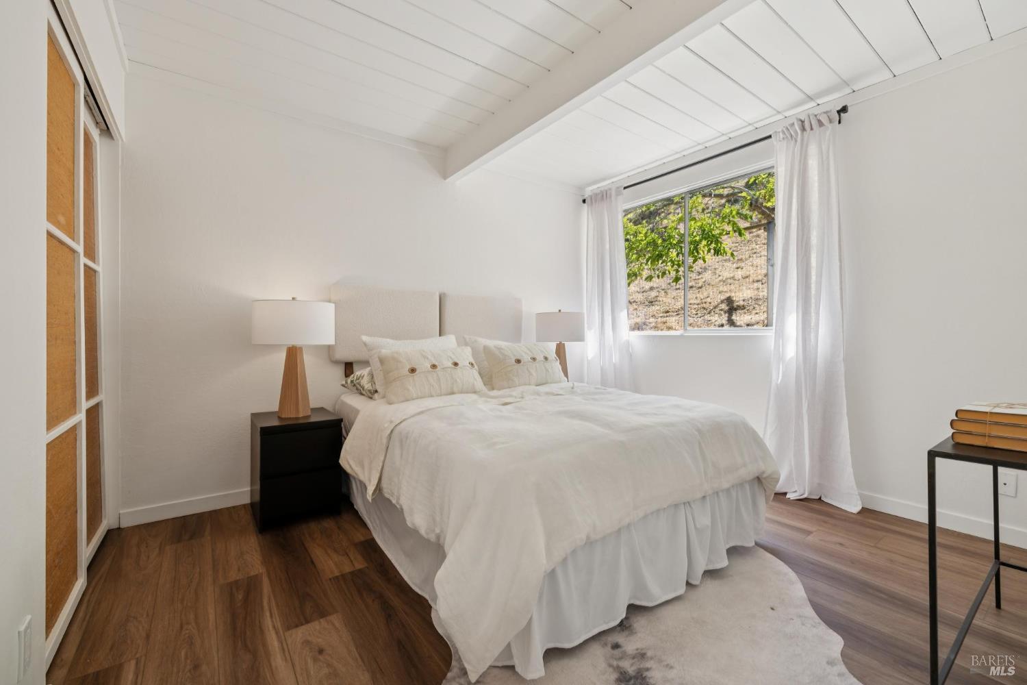 Detail Gallery Image 31 of 53 For 876 Las Ovejas Ave, San Rafael,  CA 94903 - 4 Beds | 2 Baths