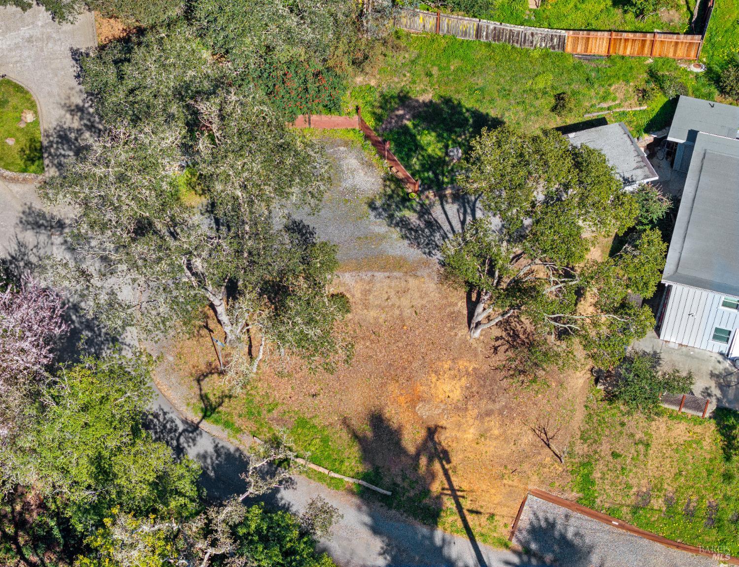 Detail Gallery Image 5 of 7 For 320 Tennessee Ave, Mill Valley,  CA 94941 - – Beds | – Baths
