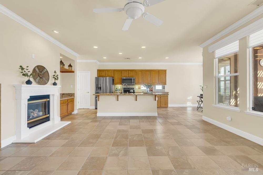 Detail Gallery Image 10 of 79 For 110 Foxwood Ln, Rio Vista,  CA 94571 - 2 Beds | 2 Baths